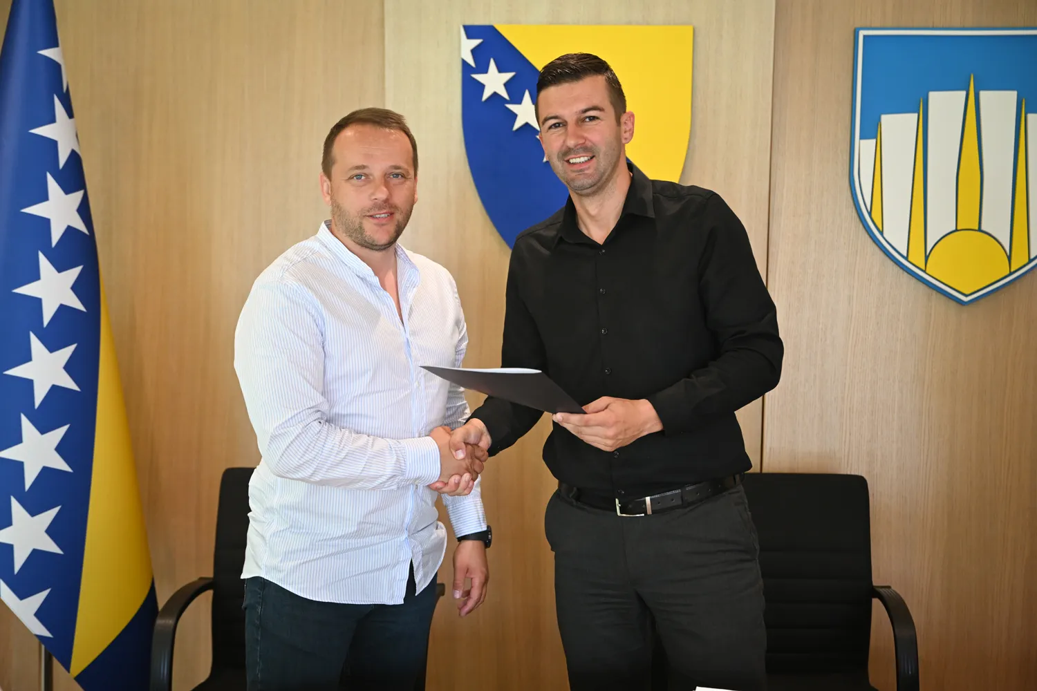 You are currently viewing Općina i ove godine osigurala rehabilitaciju za pripadnike boračke populacije na bazenima Otoka i Dobrinja