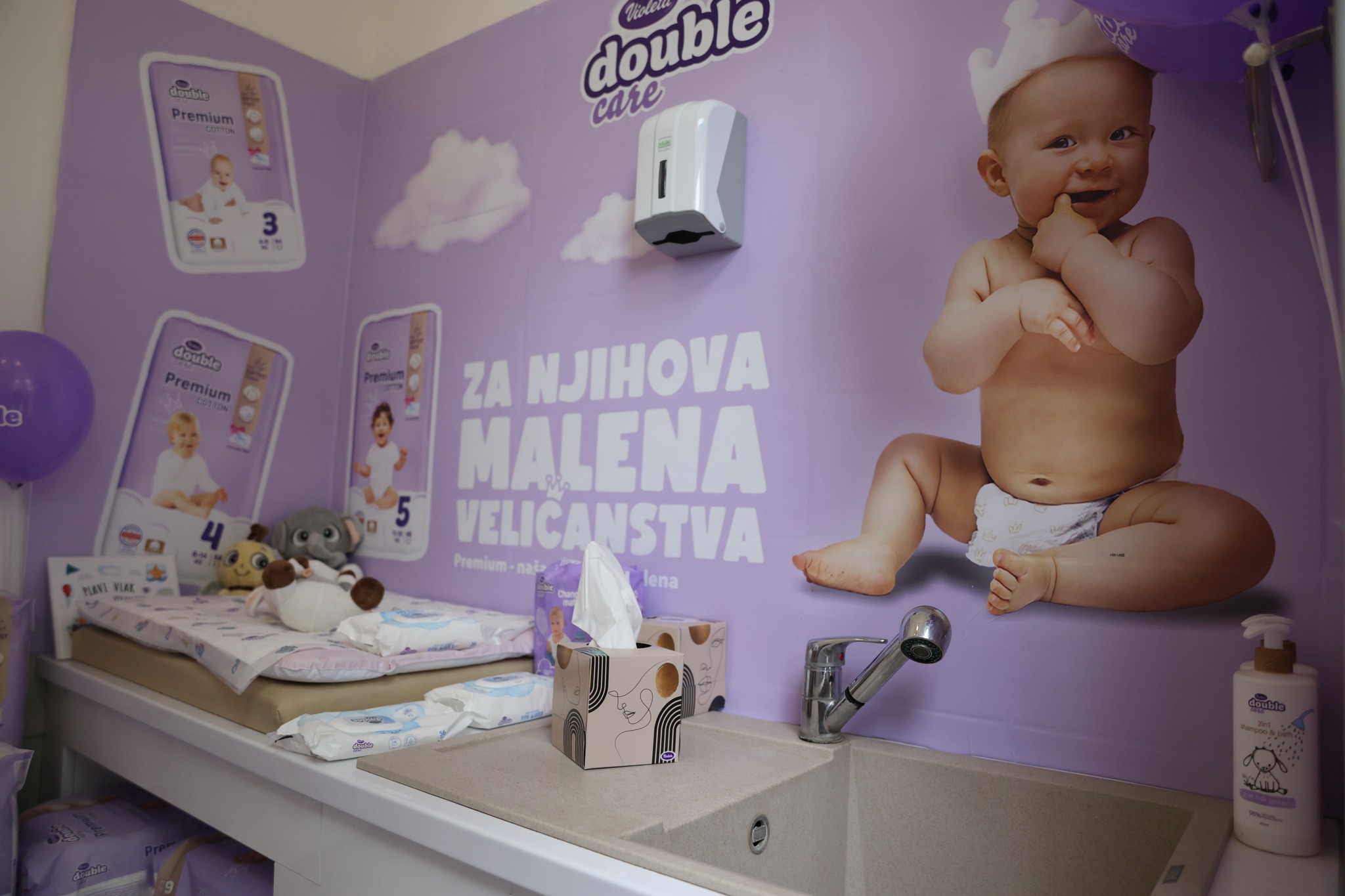 Read more about the article Uz podršku kompanije Violeta Double Care obnovljena prostorija za bebe u Centru “Safet Zajko”